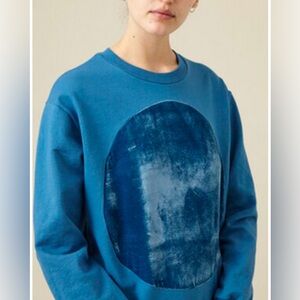 Correll Correll Velvet Circle Sweatshirt in Lapis